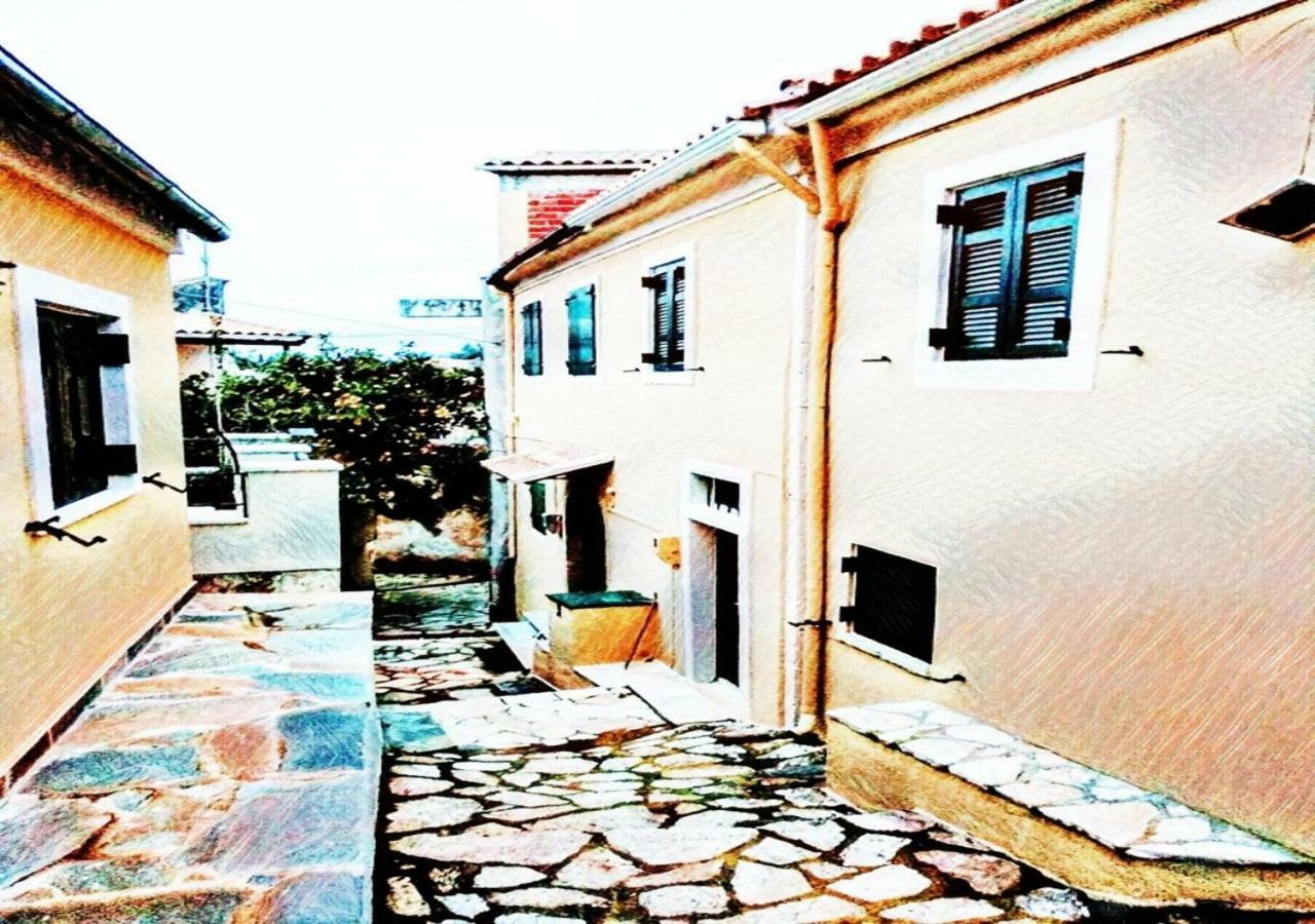 Country Traditional House In Corfu Village, Greece Sinarádes Dış mekan fotoğraf